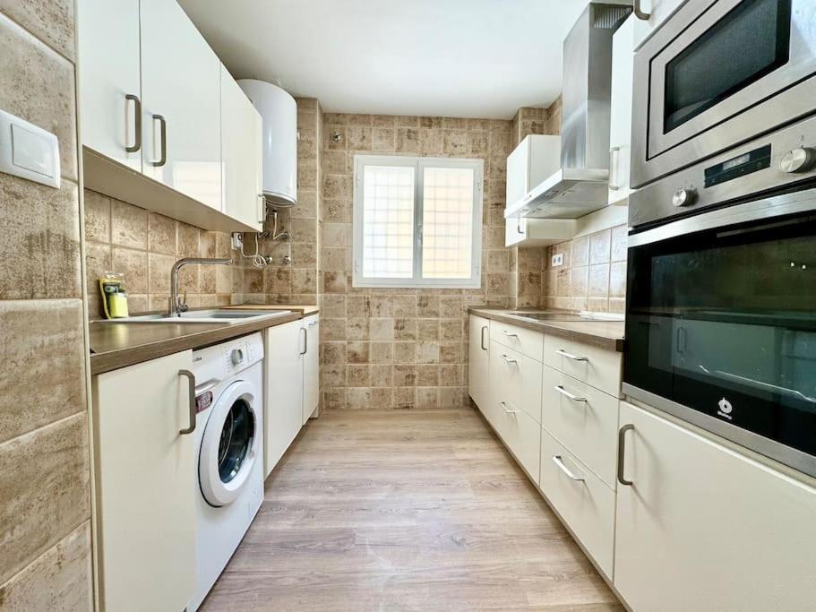 Spacious 3Bd Central Malaga With 2Bh & Ac Exterior foto